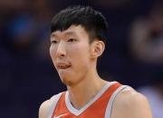 -湖人完胜76人，周琦关键制胜