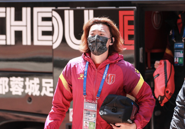 关于切沃客场逼平帕尔玛，保持不败势头的信息