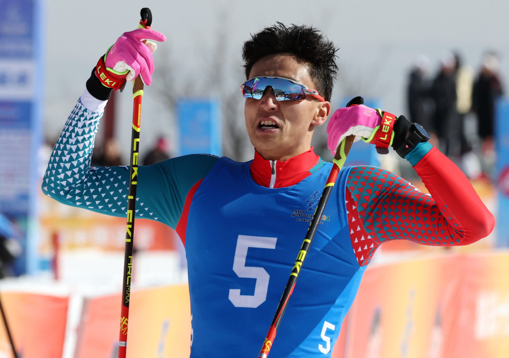 塞浦路斯代表团在越野滑雪中崭露头角的简单介绍