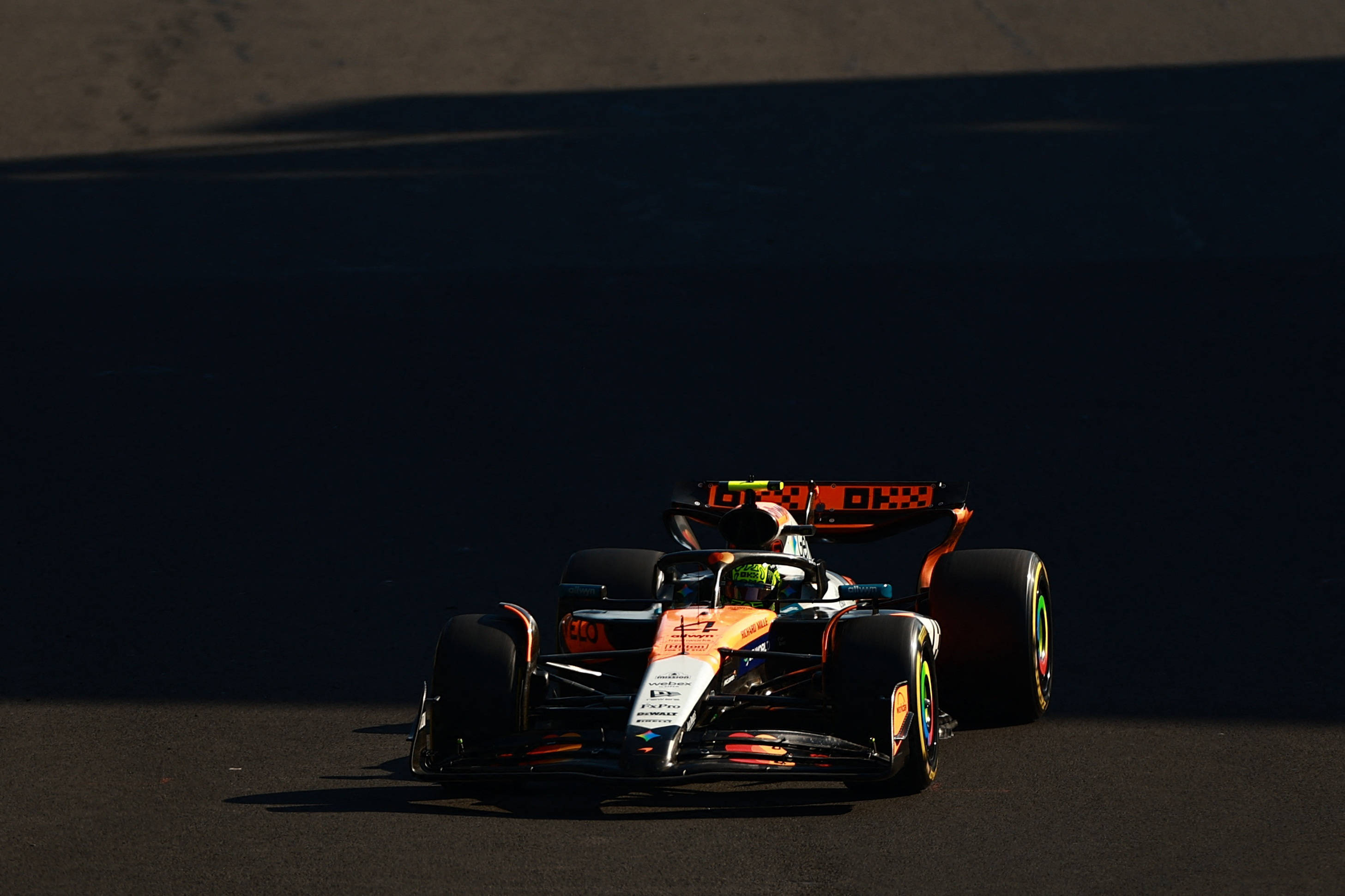 索伯车队碾压红牛二队，诺里斯扛起全队的简单介绍