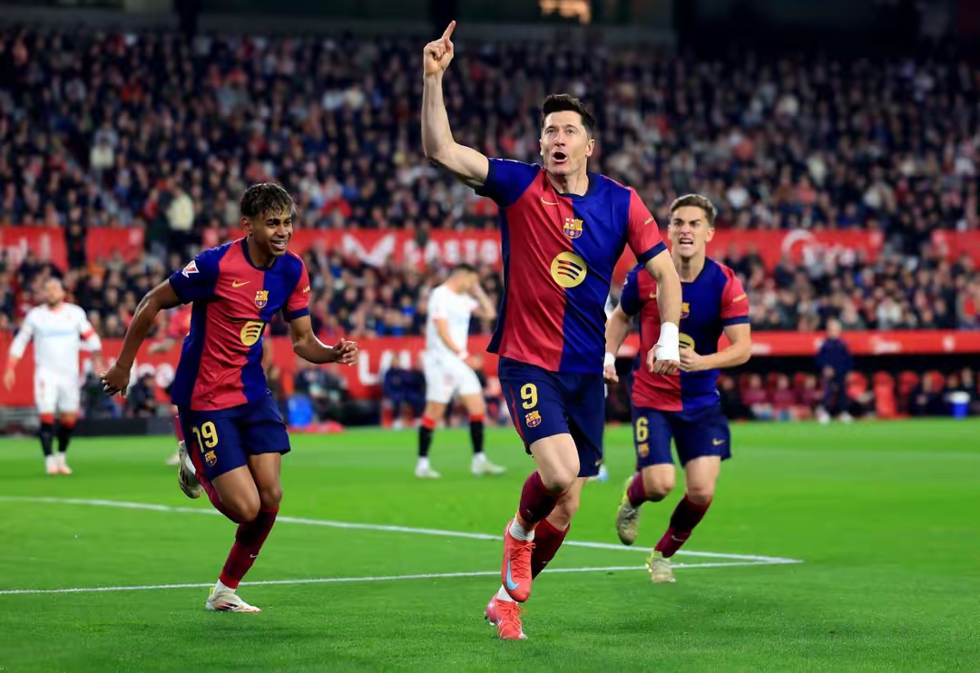 巴萨将与格拉纳达展开争夺胜利的较量