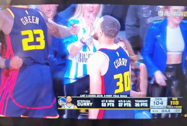 联盟中一场激烈比赛引发疯狂热议 联盟中一场激烈比赛引发疯狂热议