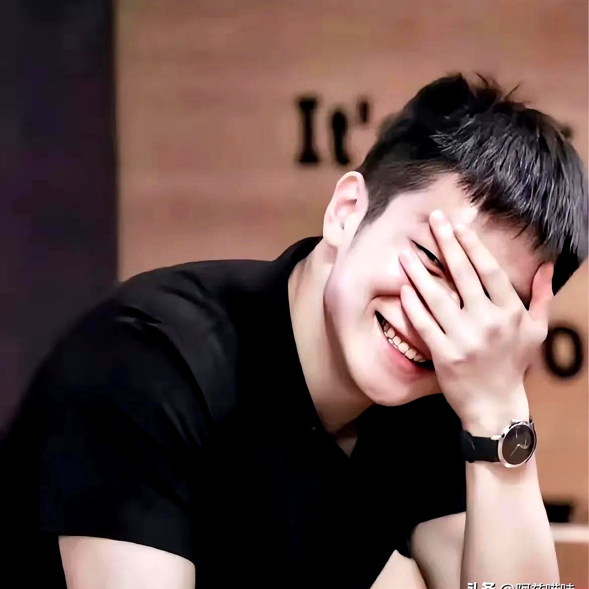 德国队力克英格兰队，张继科惊艳四座