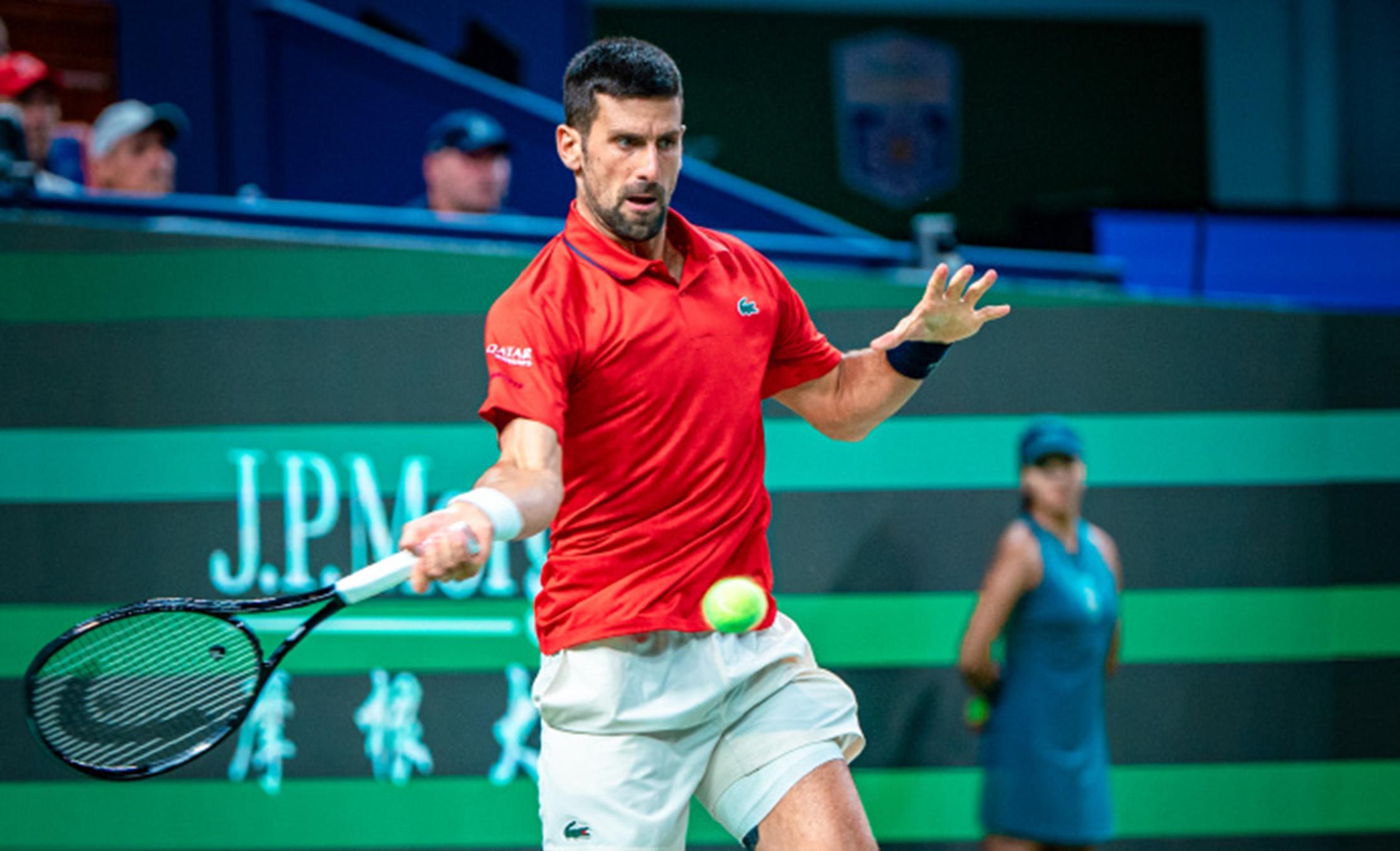 年终总决赛鏖战拉沃尔杯，德约科维奇点燃赛场