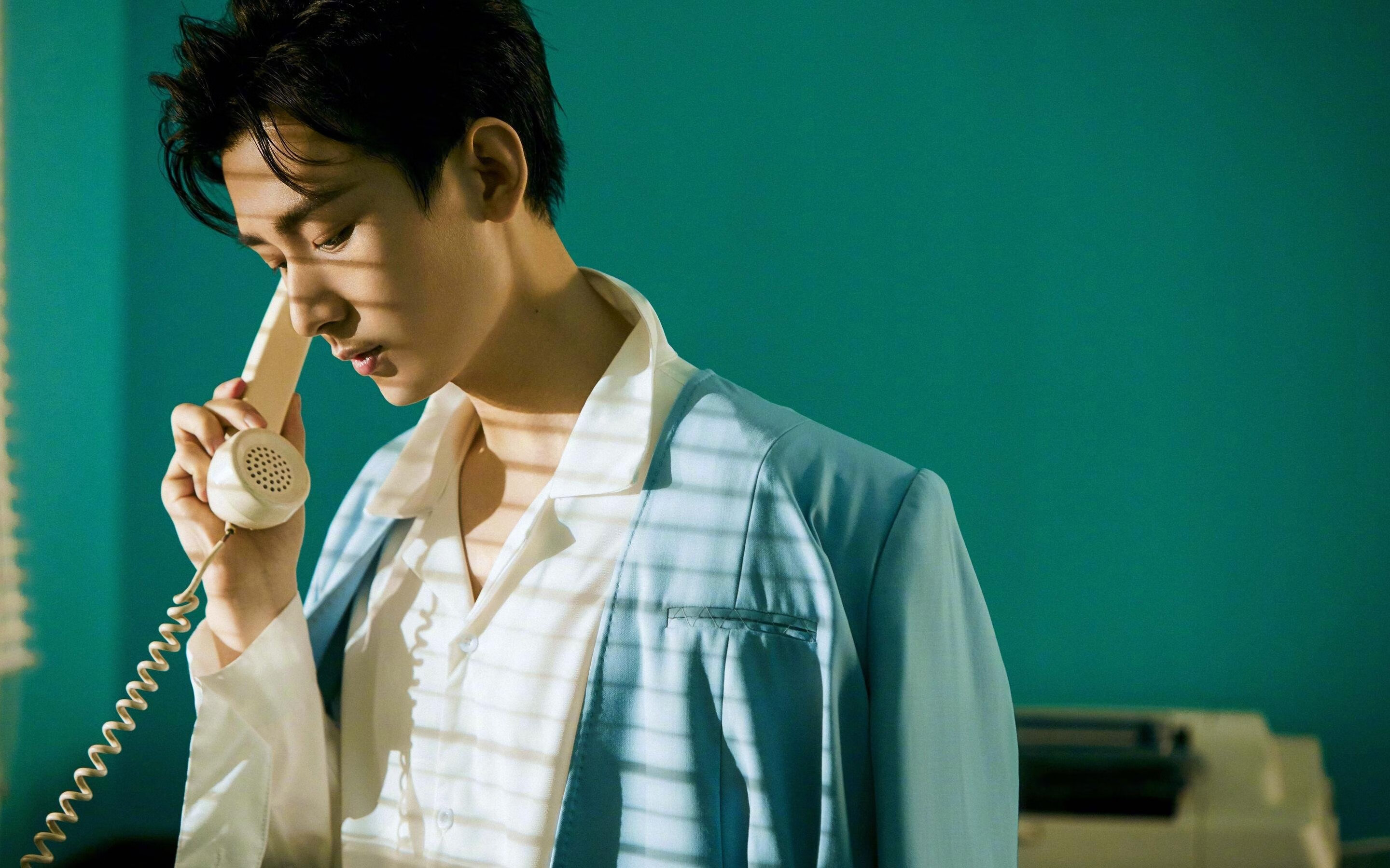 碾压与指尖艺术，篮球世界的两种胜利方程式