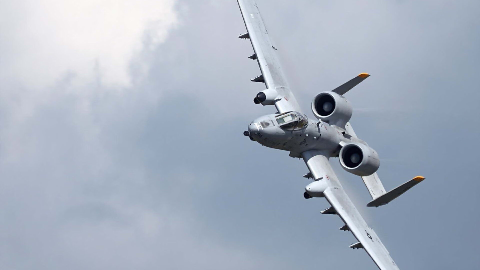 救赎之光与横扫之势，京多安的个人涅槃与卡塔尔的足球宣言