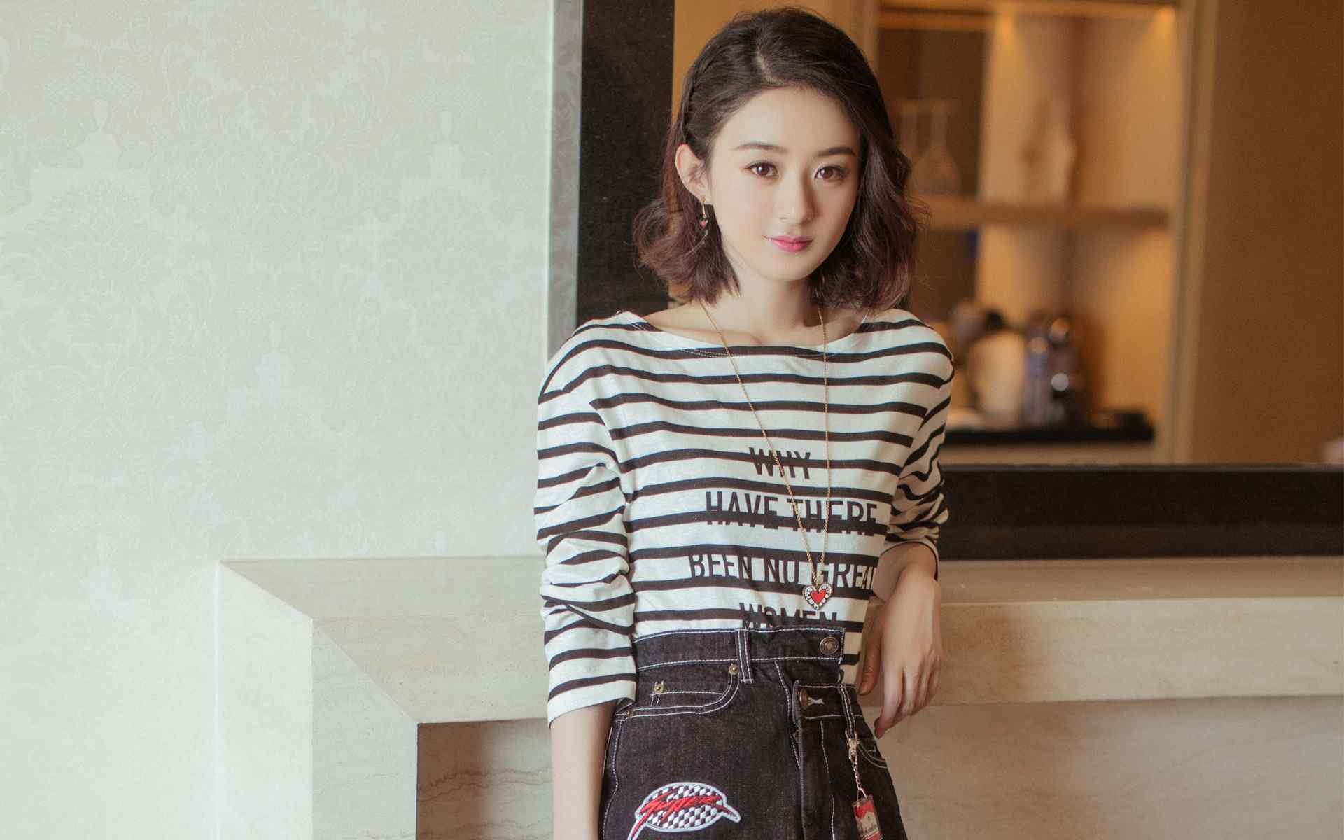 平行时空的竞技场,F1街道赛的轰鸣与篮球场的终场绝杀