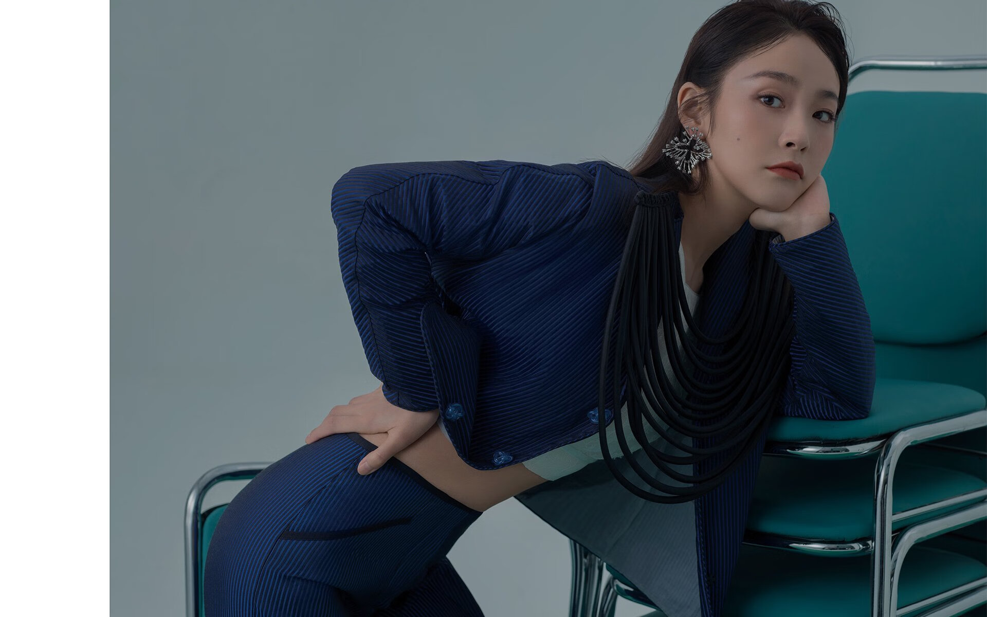 篮球界的欧冠决赛,76人争冠战险胜广厦队,跨界焦点战引爆全球