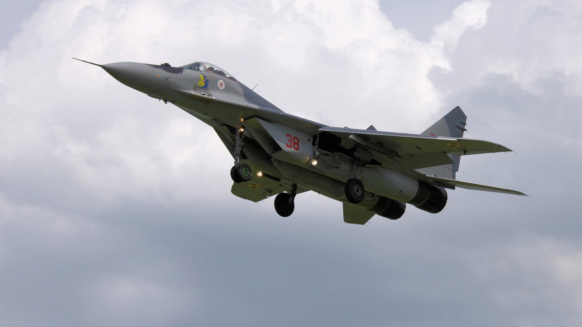 绿格子风暴席卷双线，从意甲焦点战到欧洲杯预选赛的苏格兰力量